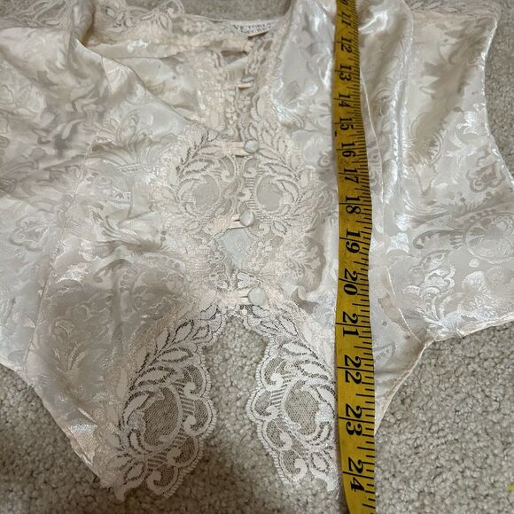 Victoria’s Secret Gold Label Serena Jacquard Lace Top Women's Size Medium - Picture 9 of 9